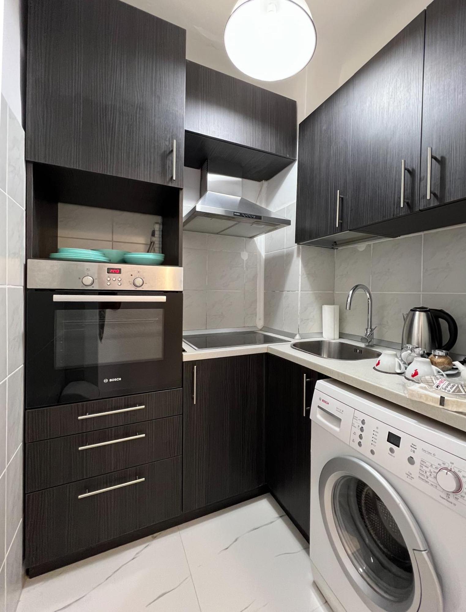 Old Deluxe Universitate Apartment *